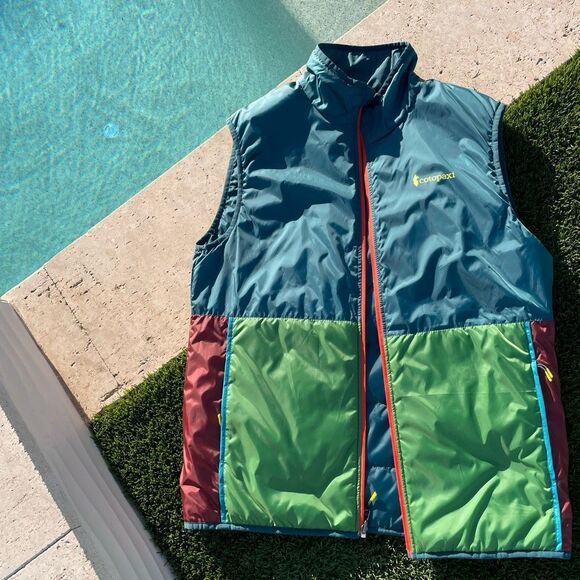 Cotopaxi Travel Vest Vacation Hiking